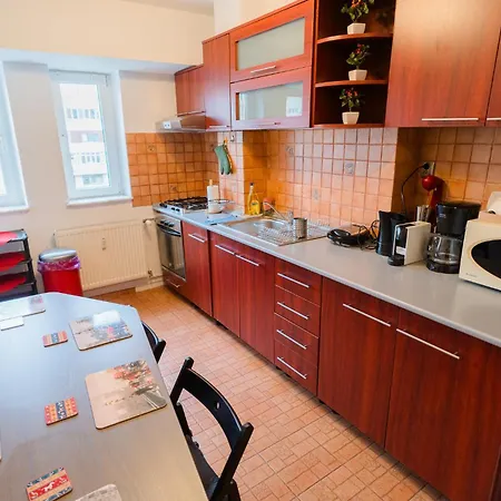 Spacious Near City Center