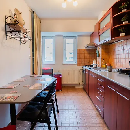 Appartement Spacious Near City Center