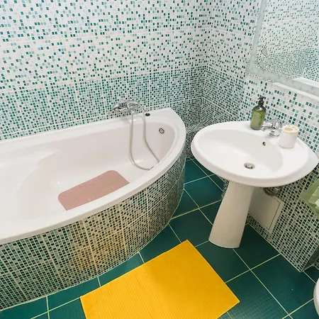 Spacious Near City Center Appartement *